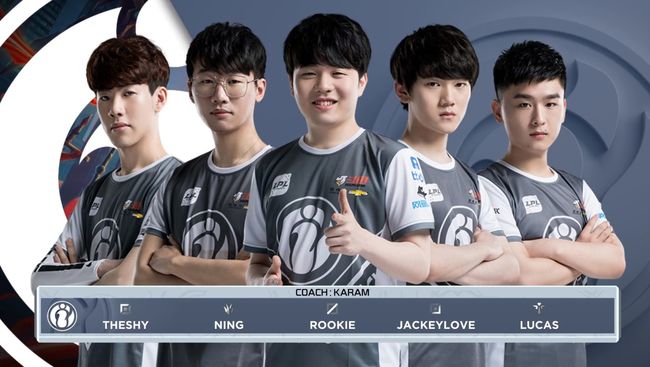 更是在控球 更是在控球