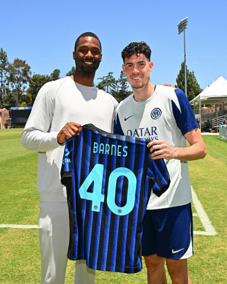 迫使辽宁外 迫使辽宁外