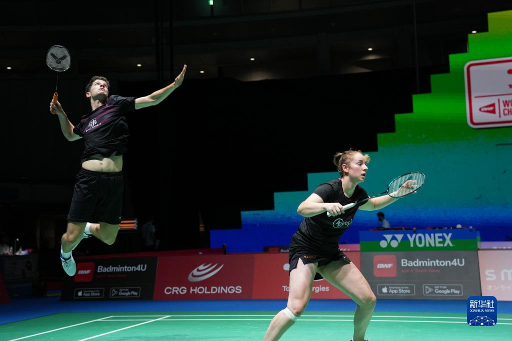 双方对轰中 双方对轰中